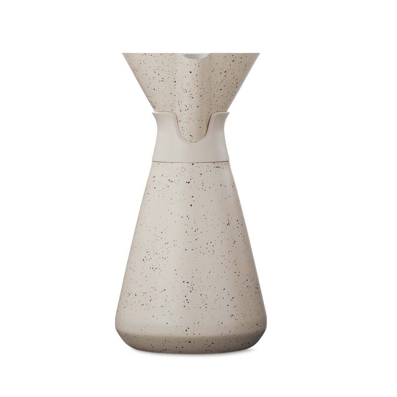 new-standard-carafe-n0 WebPDP-33oz_New_Standard_Carafe_Desert_Tan_Speckle_Studio__CAR1SVOS224_270.jpg
