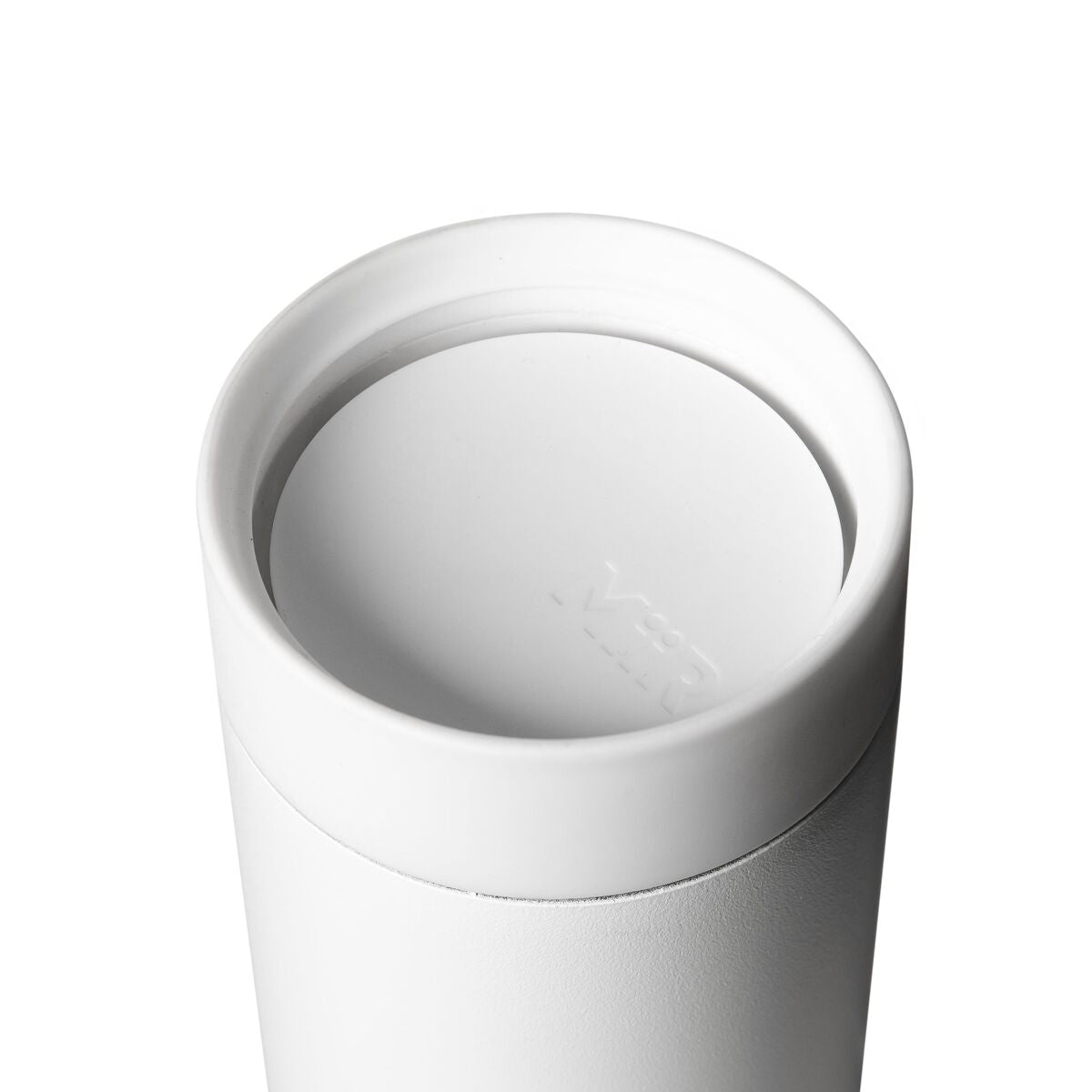 360-lid-h0 WebPDP-360_Lid_White__3602PNWM001_X2Studio_Closeup_Open.jpg