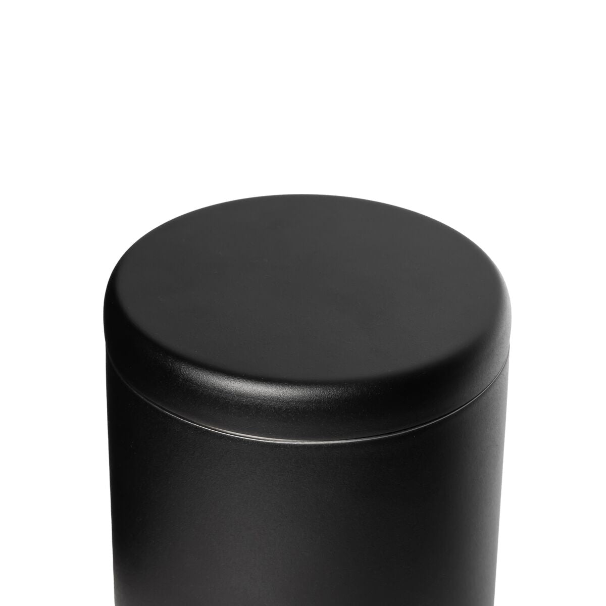 airlock-coffee-canister-x5 WebPDP-Airlock_Coffee_Canister__ACN2SVOS002_Black_X2Studio_45_Deg_Lid_On.jpg