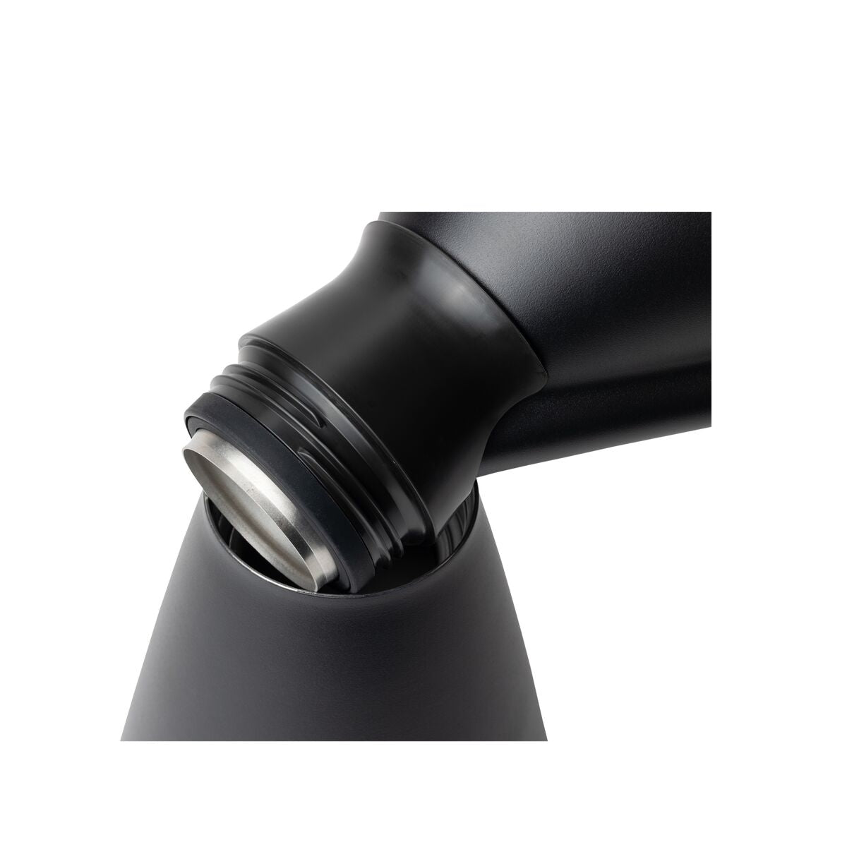 new-standard-carafe-n0 WebPDP-Carafe_Black_Studio_0722_45_Deg_Top_Staged__CAR1SVOS002.jpg