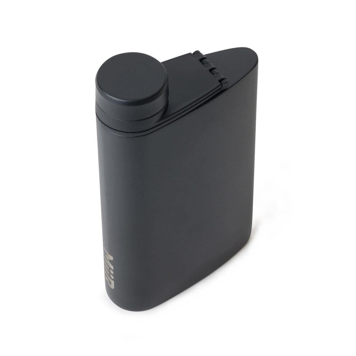 aero-flask-c8 WebPDP-Flask_Black_Studio_1022_45Deg_Closed__FLK1SSOS002.jpg