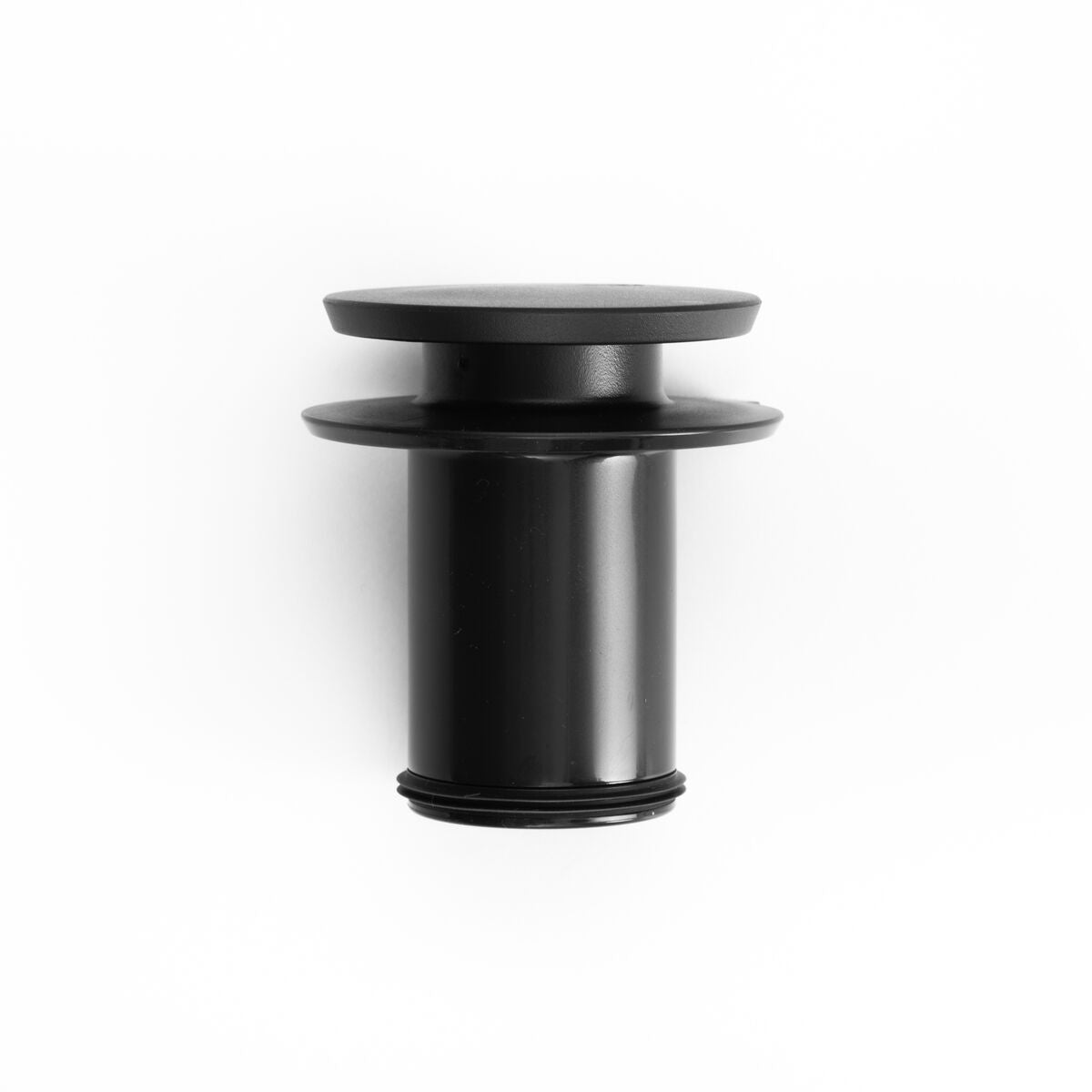 new-standard-carafe-n0 WebPDP-PolishedStainlessCarafe_33oz_SS_StudioX207182024_Lid__CAR1SVOS005.jpg