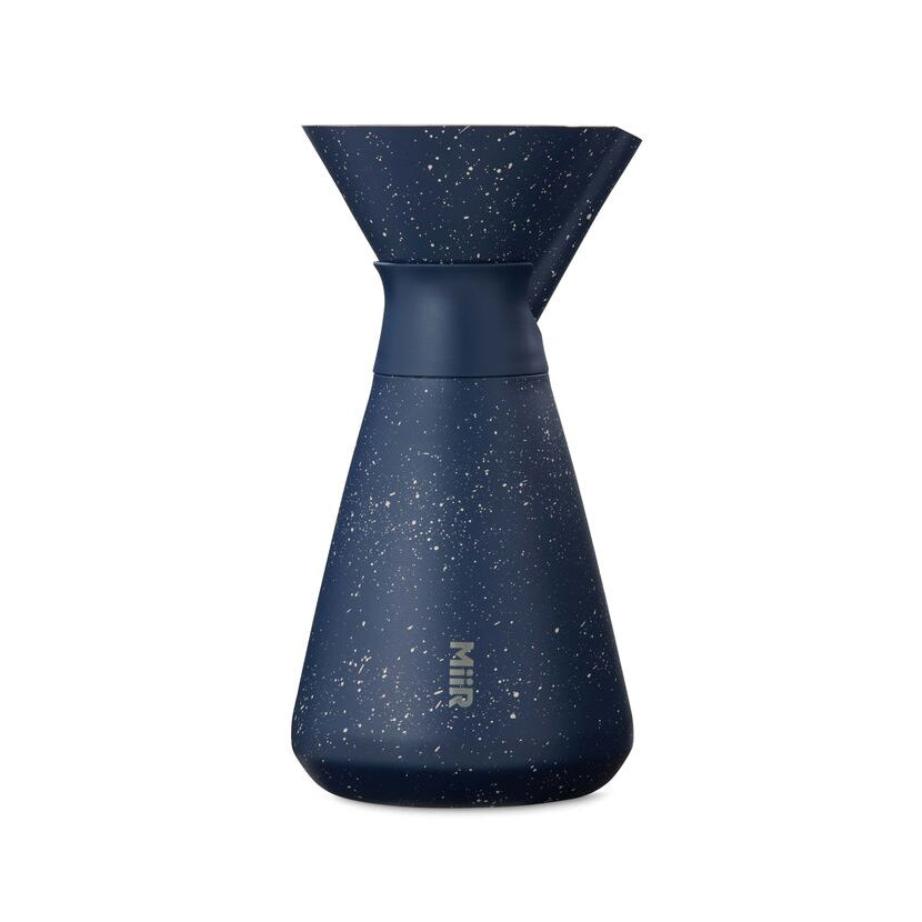 new-standard-carafe-n0 Web_PDP-33oz_New_Standard_Carafe_Tidal_Blue_Speckle_Studio_CAR1SVOS225__Front.jpg
